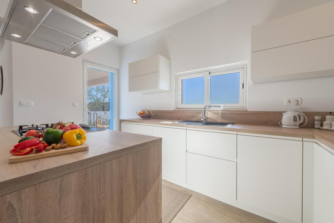 Experience Only The Best - House Kamber Biograd Na Moru Exteriör bild